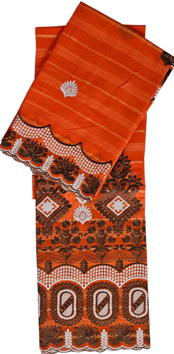 Salouva orange avec broderies marron et blanc