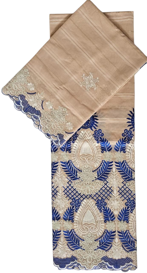 Salouva begue  avec broderies blanc cassé  et bleu