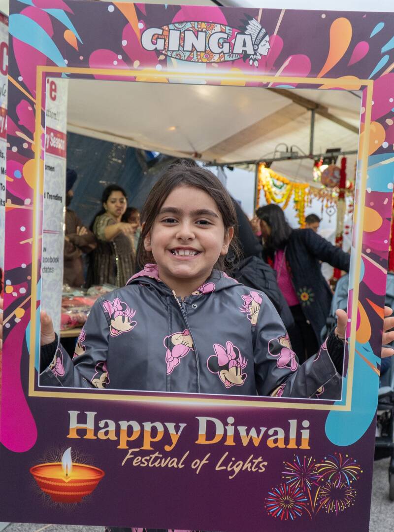 happy-diwali-22-standard-sy7yk3.jpg