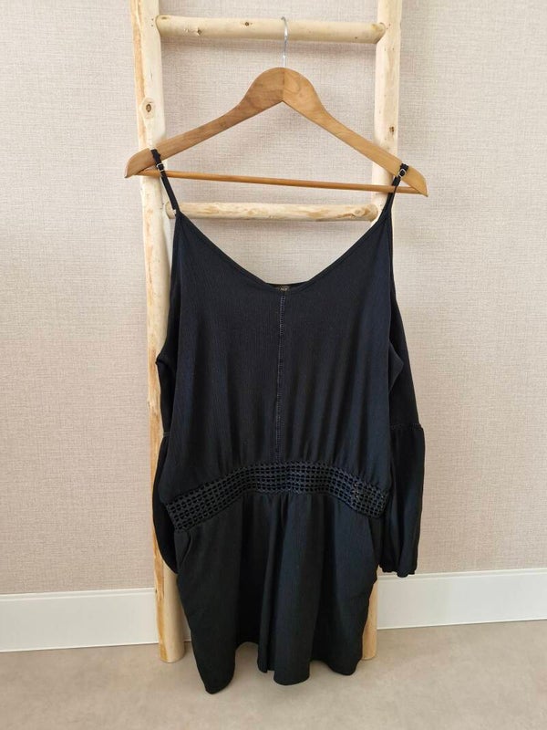 Supertrash zwarte jumpsuit met open schouders maat 38