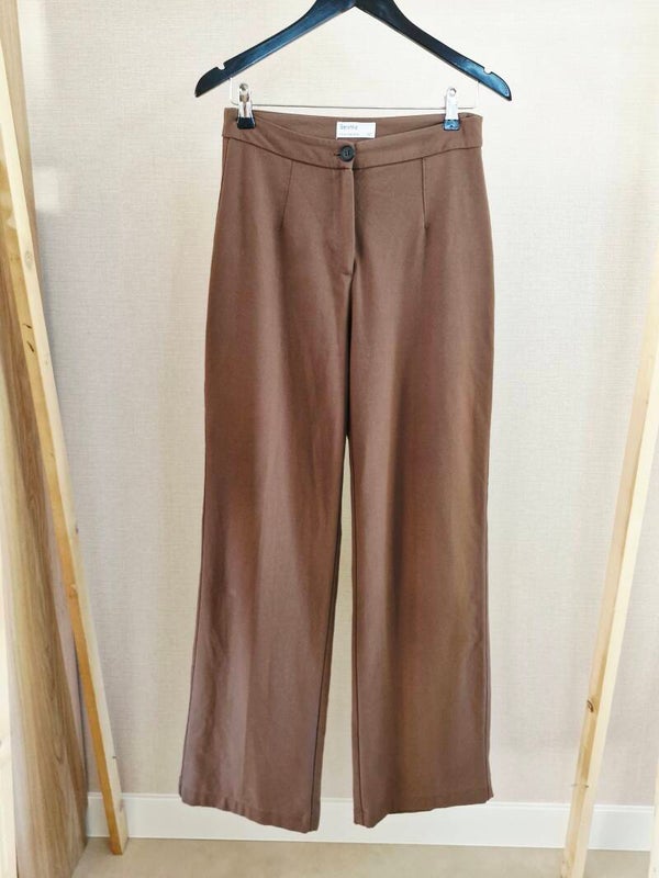 Bershka maat M