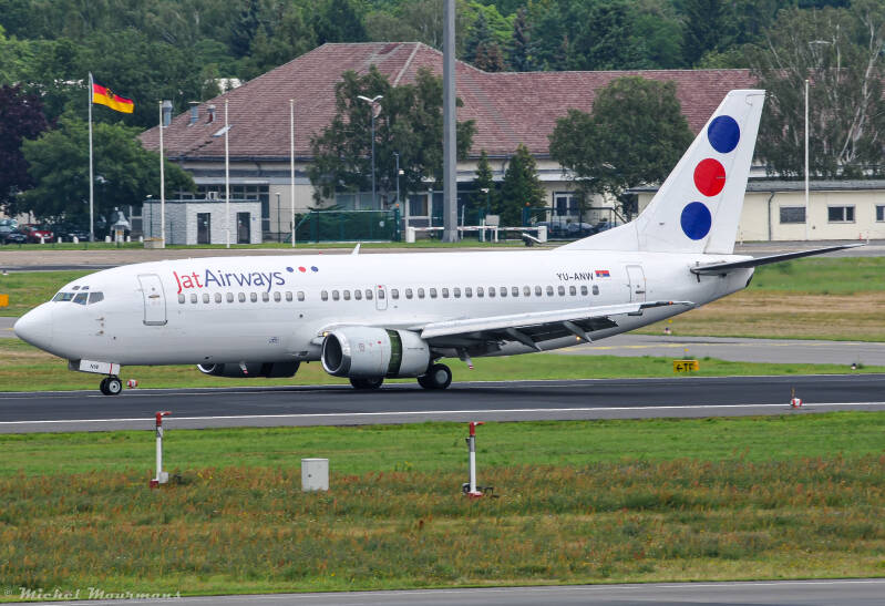 YU-ANW -- Boeing 737-300 -- Jat Airways