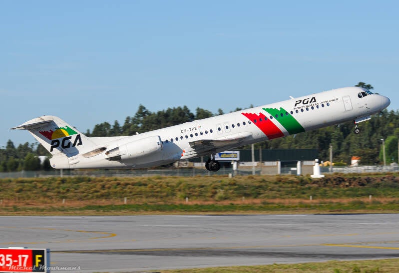 CS-TPE -- Fokker 100 -- Portugália Airlines
