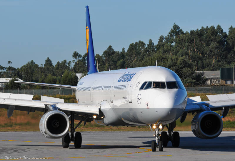 D-AISG -- Airbus A321 -- Lufthansa