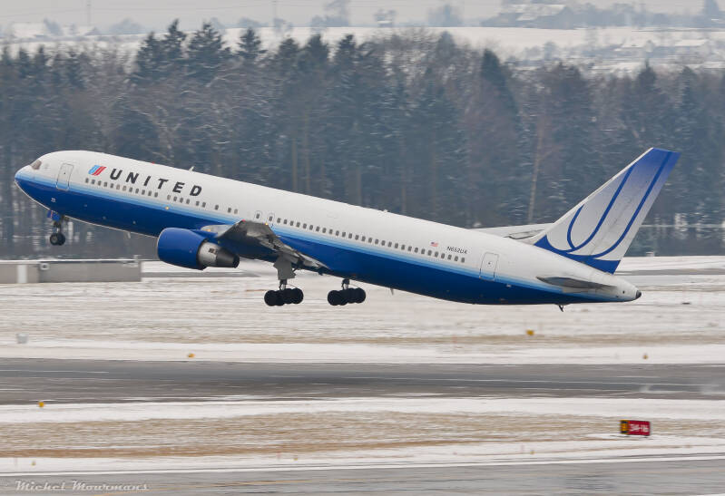 N652UA -- Boeing 767-300ER -- United Airlines