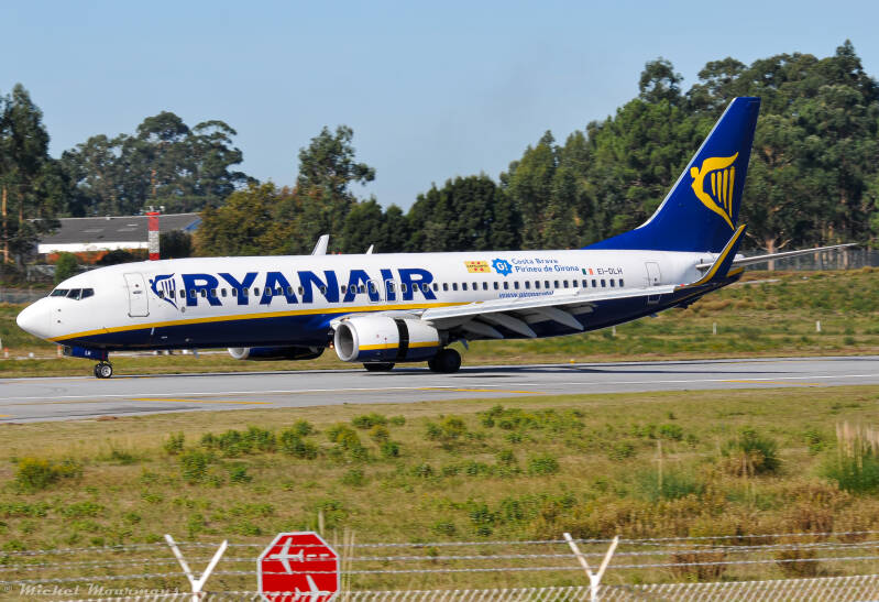 EI-DLH -- Boeing 737-800 -- Ryanair