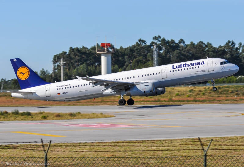 D-AISG -- Airbus A321 -- Lufthansa
