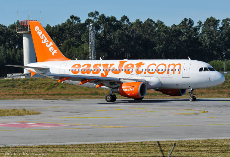 G-EZDL -- Airbus A319 -- EasyJet