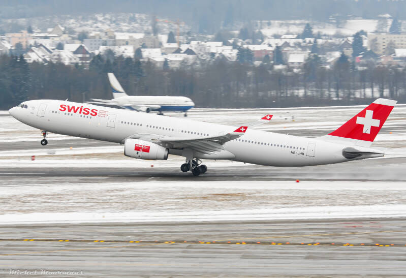 HB-JHB -- Airbus A330-300 -- Swiss