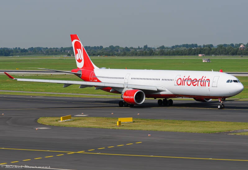 D-AERK -- Airbus A330-300 -- Air Berlin