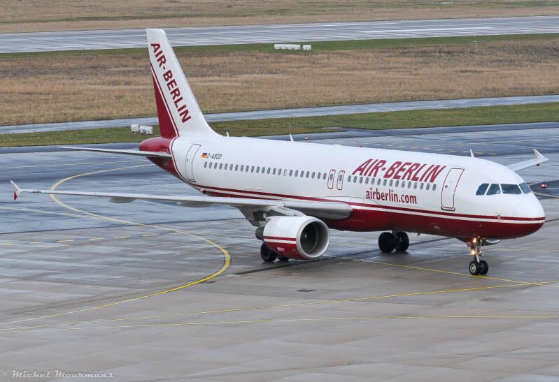 D-ABDD -- Airbus A320 -- Air Berlin