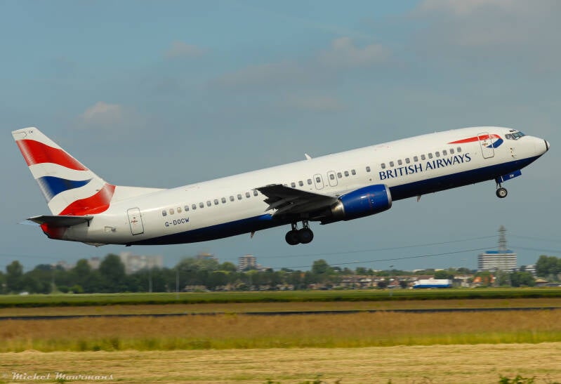 G-DOCW -- Boeing 737-400 -- British Airways
