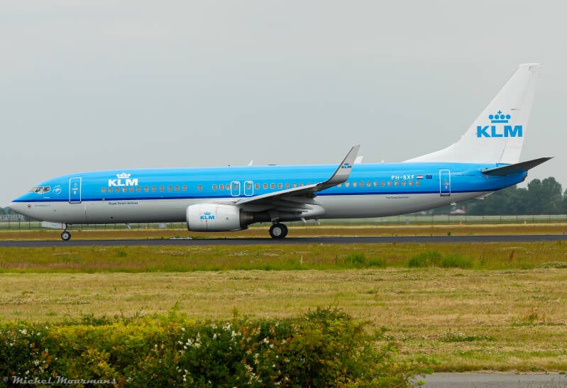 PH-BXF -- Boeing 737-800 -- KLM