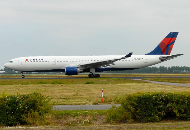N821NW -- Airbus A330-300 -- Delta Air Lines