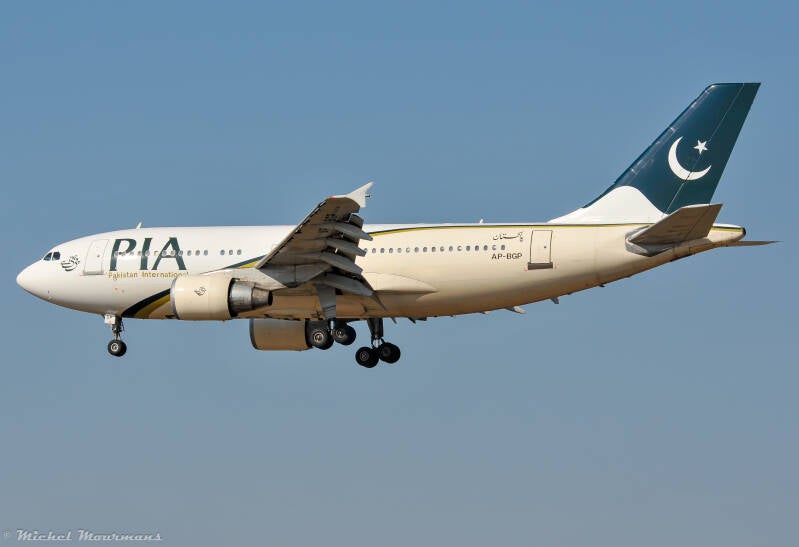 AP-BGP -- Airbus A310-300 -- Pakistan International Airlines (PIA)