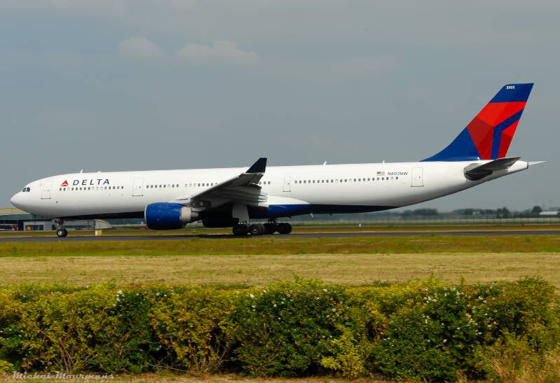 N802NW -- Airbus A330-300 -- Delta Air Lines