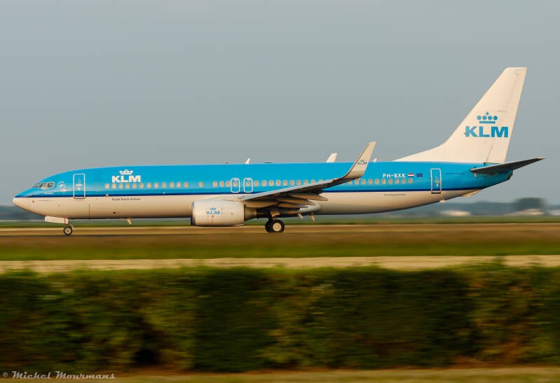 PH-BXK -- Boeing 737-800 -- KLM