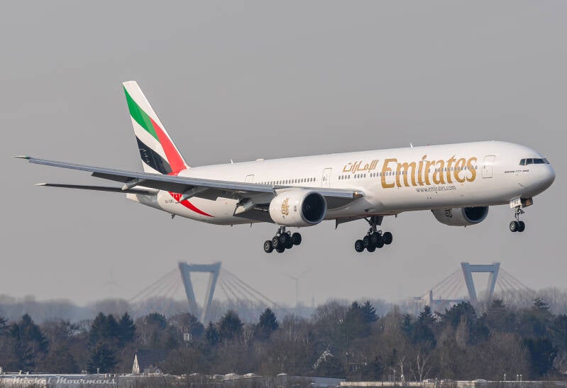 A6-EMO -- Boeing 777-300 -- Emirates