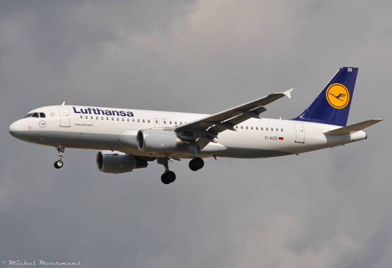 D-AIZD -- Airbus A320 -- Lufthansa