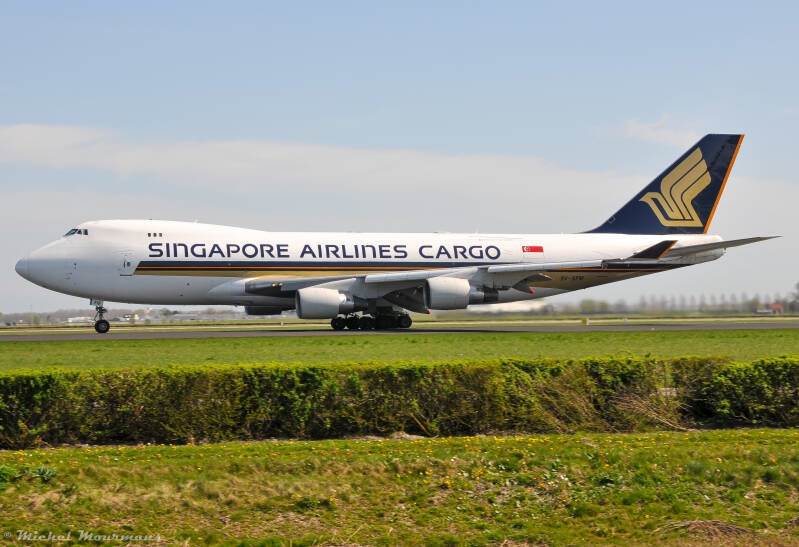 9V-SFM -- Boeing 747-400 -- Singapore Airlines Cargo