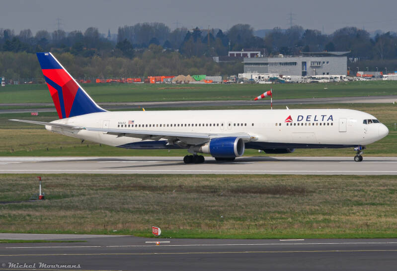 N1602 -- Boeing 767-300ER -- Delta Air Lines