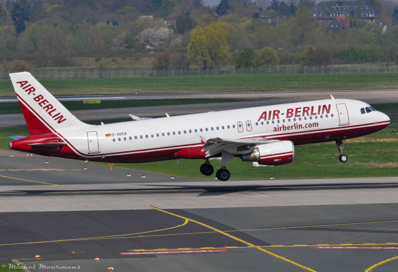 D-ABDA -- Airbus A320 -- Air Berlin