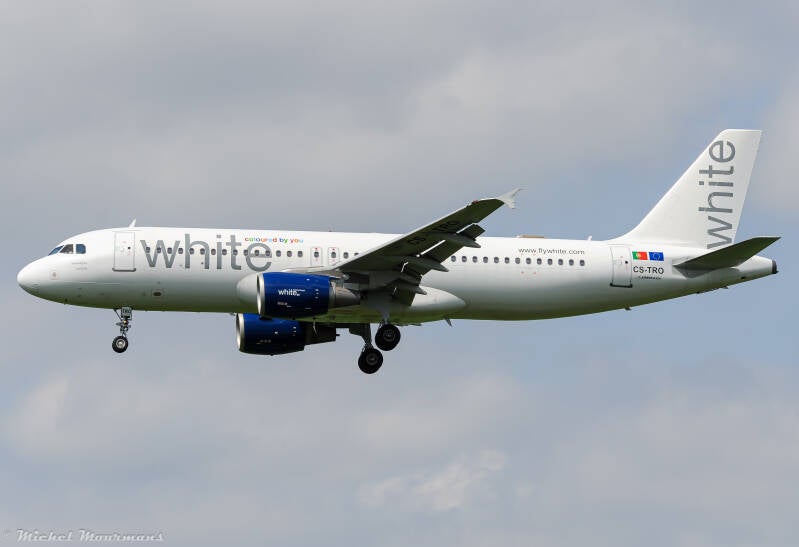 CS-TRO -- Airbus A320 -- White Airways