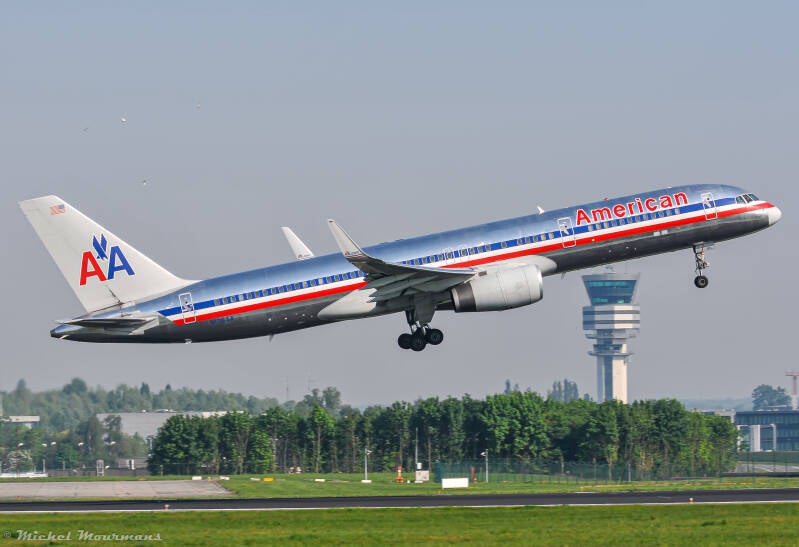 N176AA -- Boeing 757-200 -- American Airlines