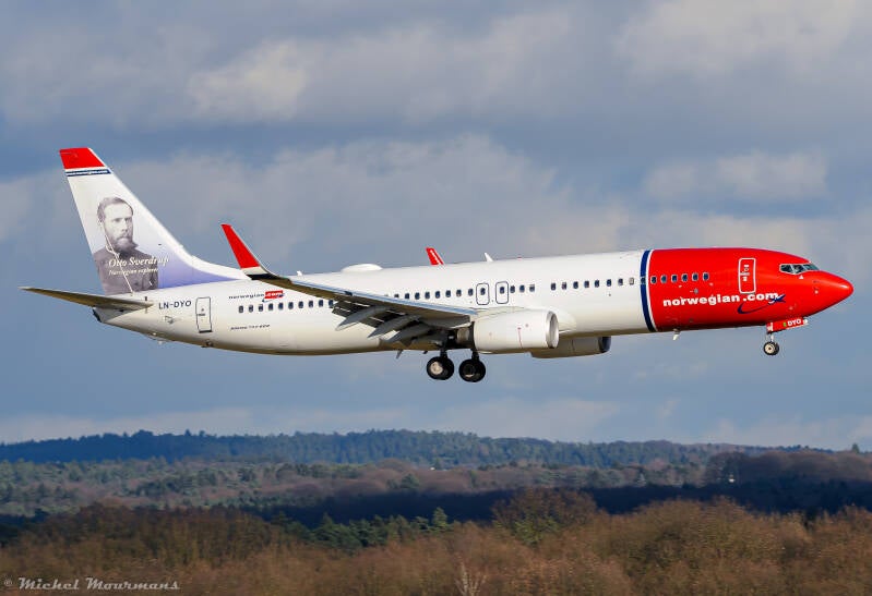LN-DYO -- Boeing 737-800 -- Norwegian Airlines