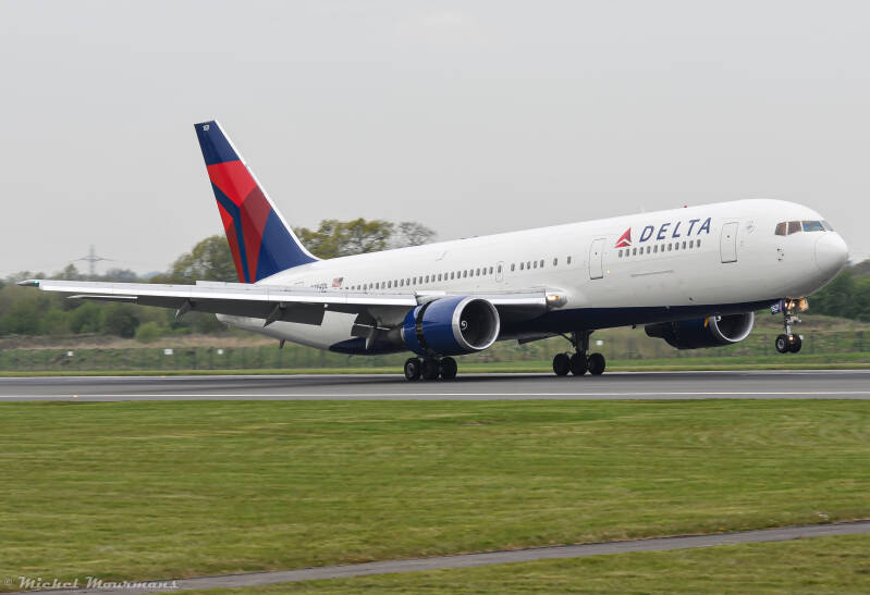 N394DL -- Boeing 767-300ER -- Delta Air Lines