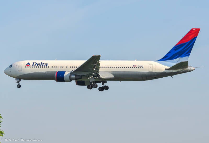 N175DZ -- Boeing 767-300ER -- Delta Air Lines