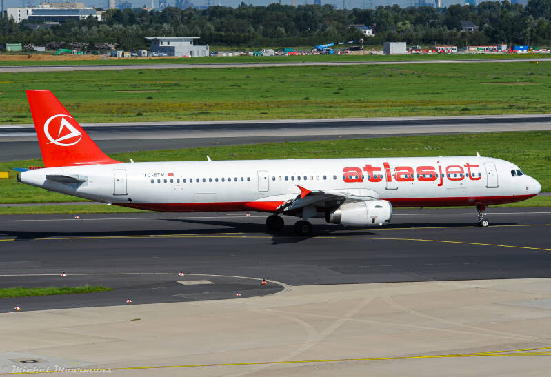 TC-ETV -- Airbus A321 -- Atlasjet