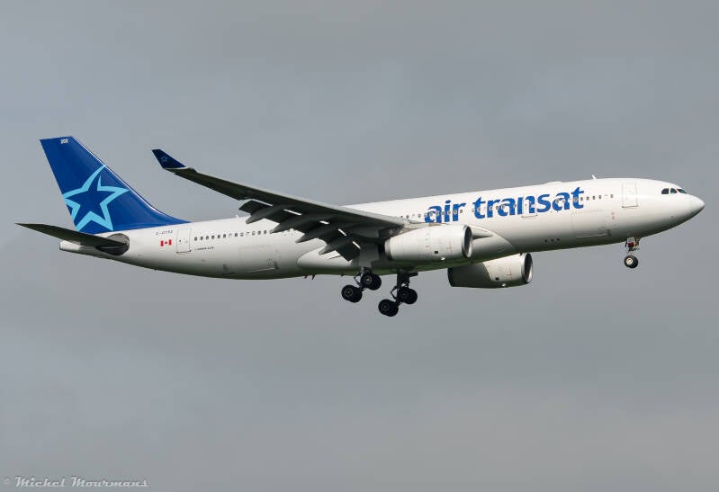C-GTSZ -- Airbus A330-200 -- Air Transat