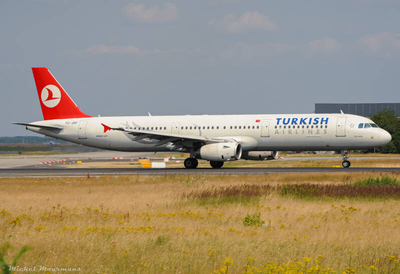 TC-JRF -- Airbus A321 -- Turkish Airlines