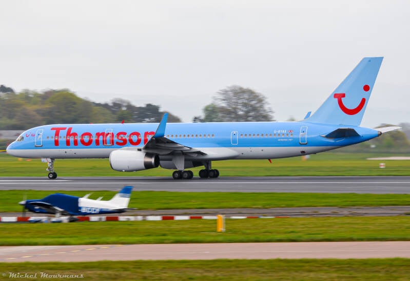 G-BYAX -- Boeing 757-200 -- Thomson