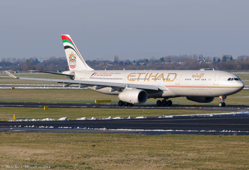 A6-AFB -- Airbus A330-300 -- Etihad Airways