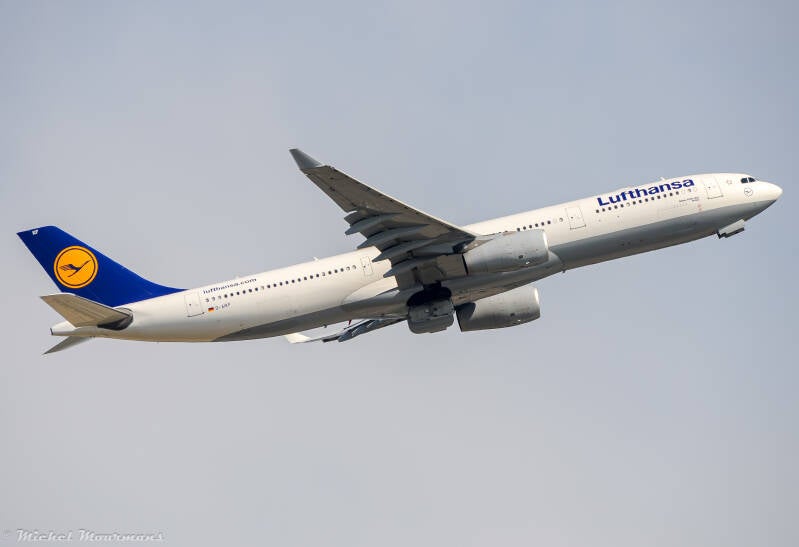 D-AIKF -- Airbus A330-300 -- Lufthansa