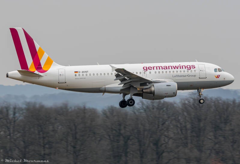 D-AKNT -- Airbus A319 -- Germanwings
