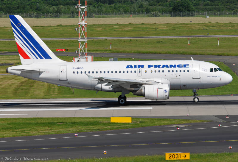 F-GUGQ -- Airbus A318 -- Air France