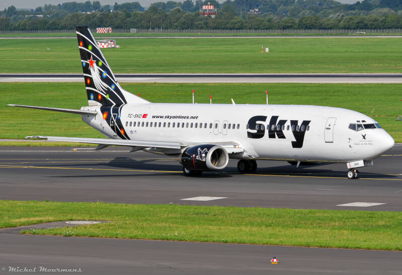 TC-SKD -- Boeing 737-400 -- Sky Airlines