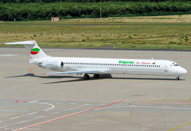 LZ-LDU -- McDonnell Douglas MD-82 -- Bulgarian Air Charter