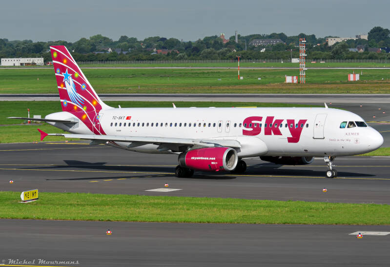TC-SKT -- Airbus A320 -- Sky Airlines