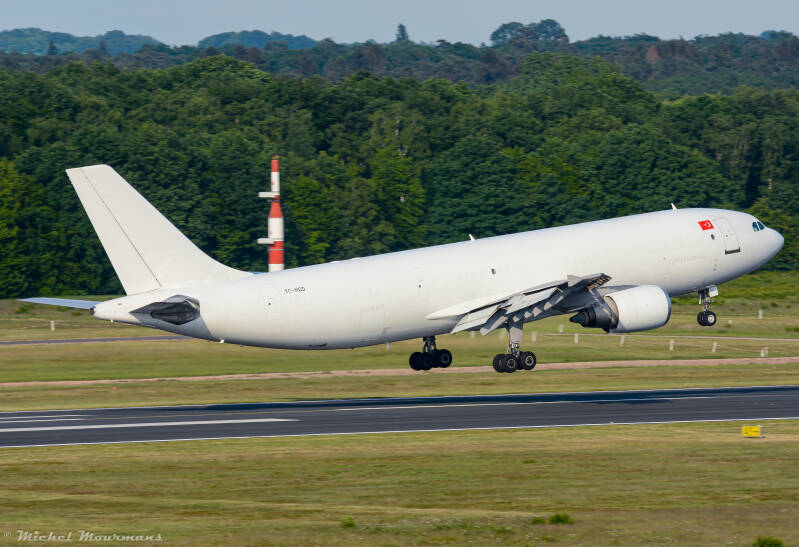 TC-MCD -- Airbus A300-600F -- MNG Cargo