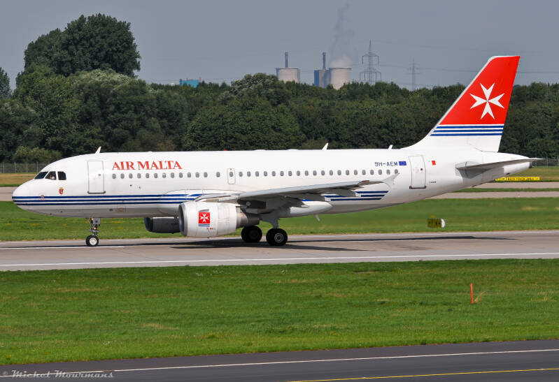 9H-AEM -- Airbus A319 -- Air Malta