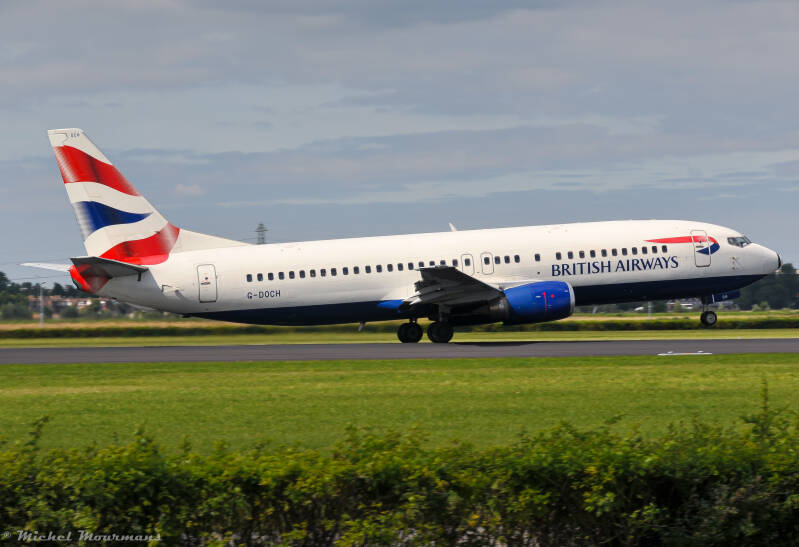 G-DOCH -- Boeing 737-400 -- British Airways