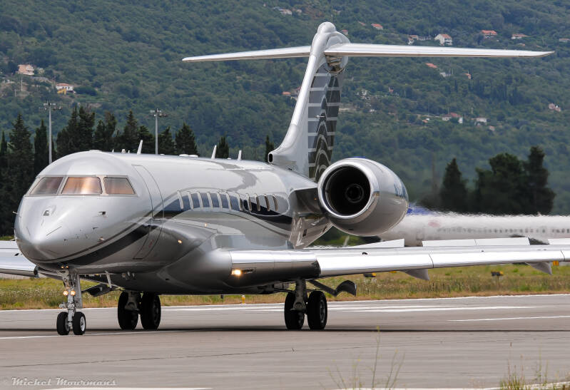 N166MK -- Bombardier Global 5000