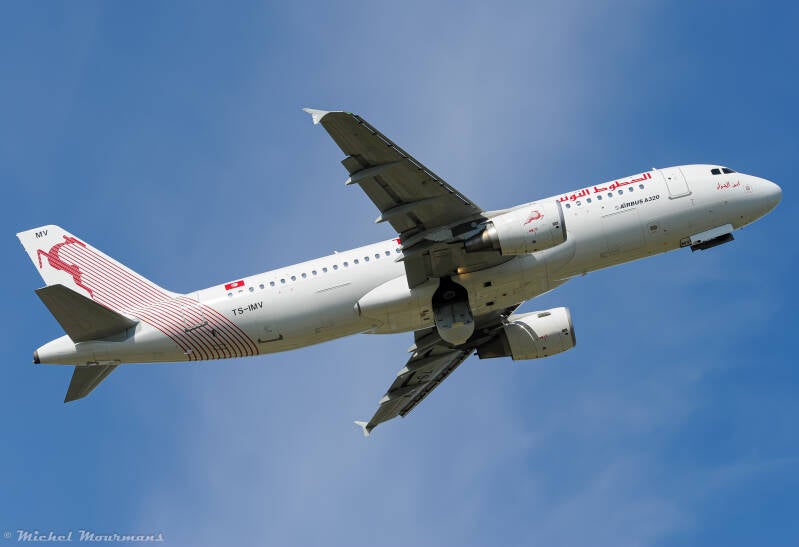 TS-IMV -- Airbus A320 -- Tunisair
