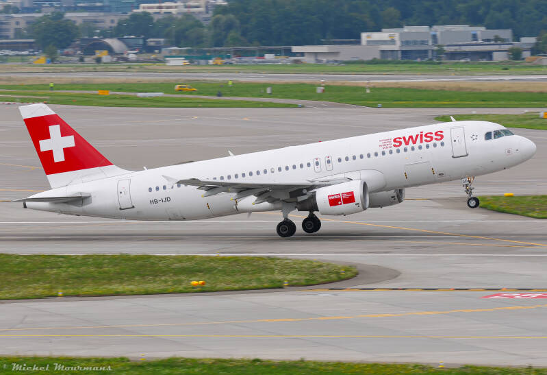 HB-IJD -- Airbus A320 -- Swiss
