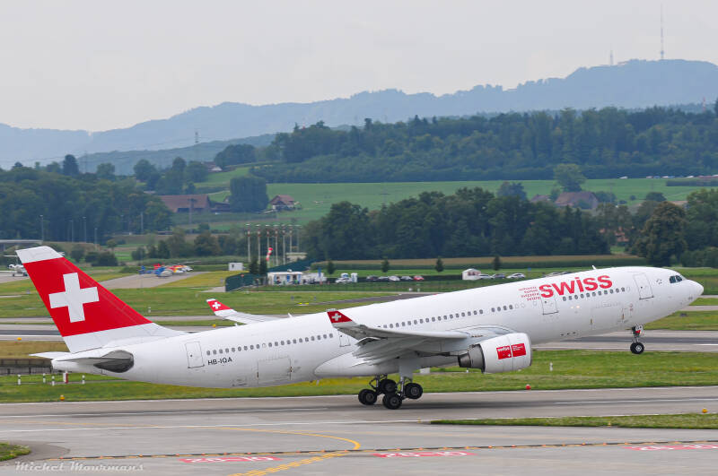 HB-IQA -- Airbus A330-200 -- Swiss