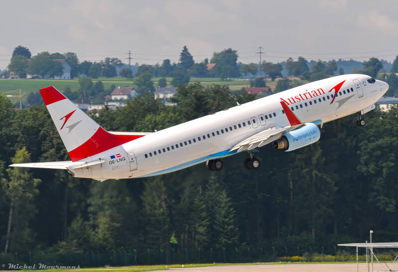 OE-LNQ -- Boeing 737-800 -- Austrian Airlines